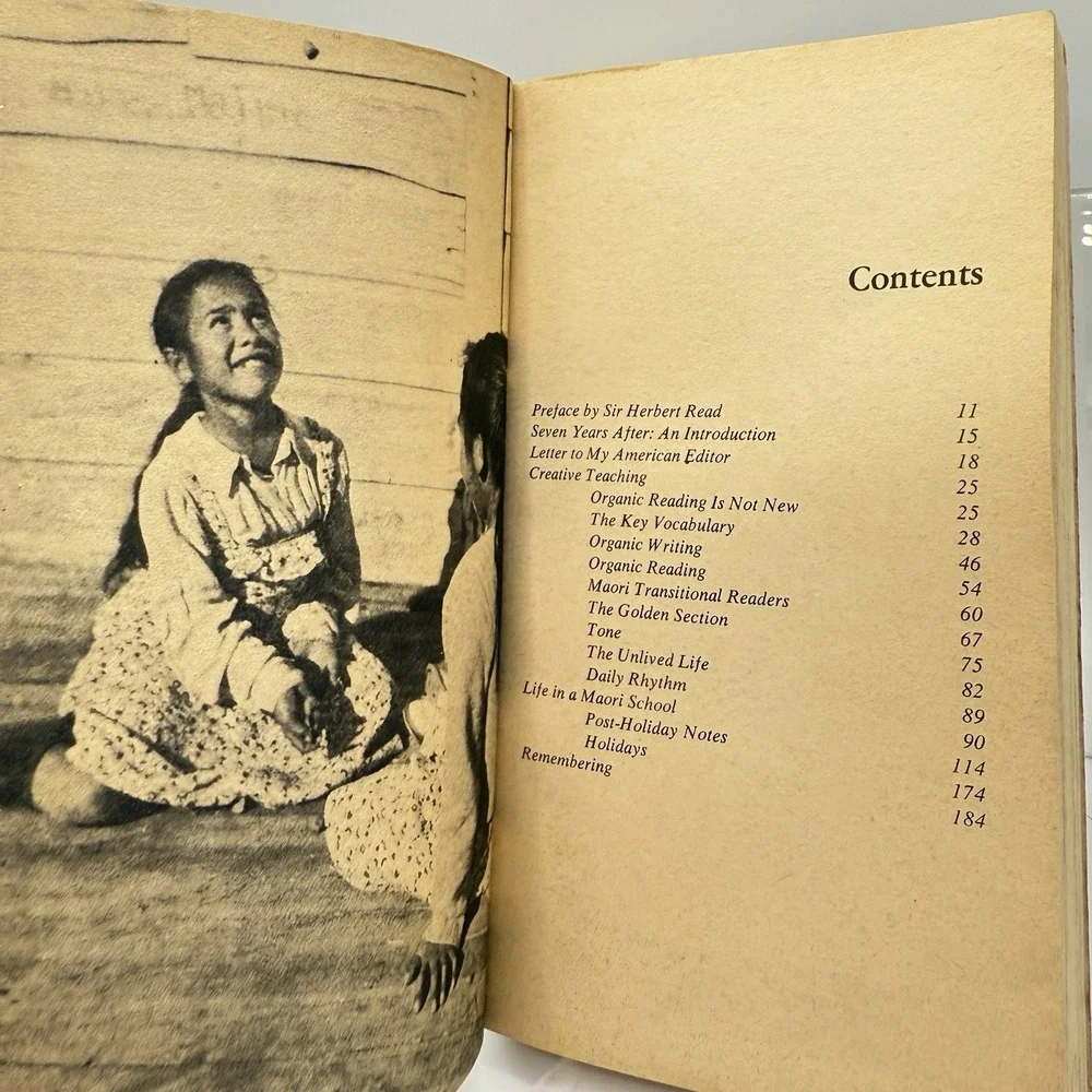 Teacher‎ by Sylvia Ashton-Warner Paperback 1967 Vintage Education Biography